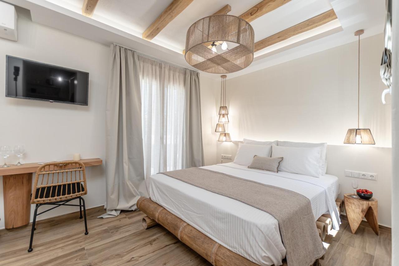 Heavenly Suites & Studios Naxos City Exterior photo