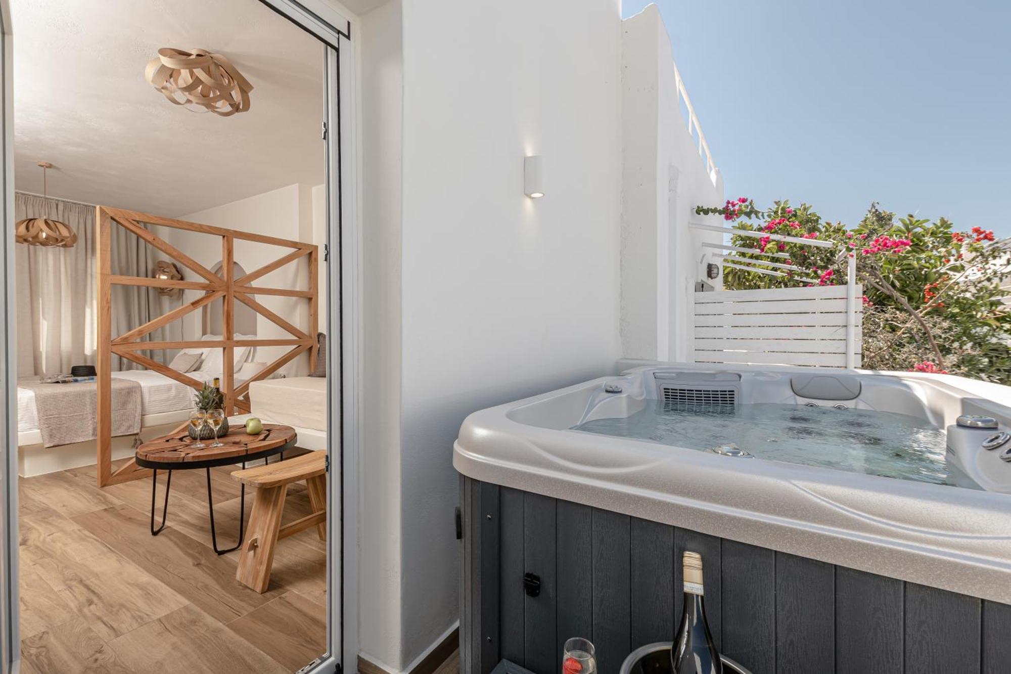 Heavenly Suites & Studios Naxos City Exterior photo